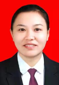 县人大常委会党组成员、副主任：莫丽萍
